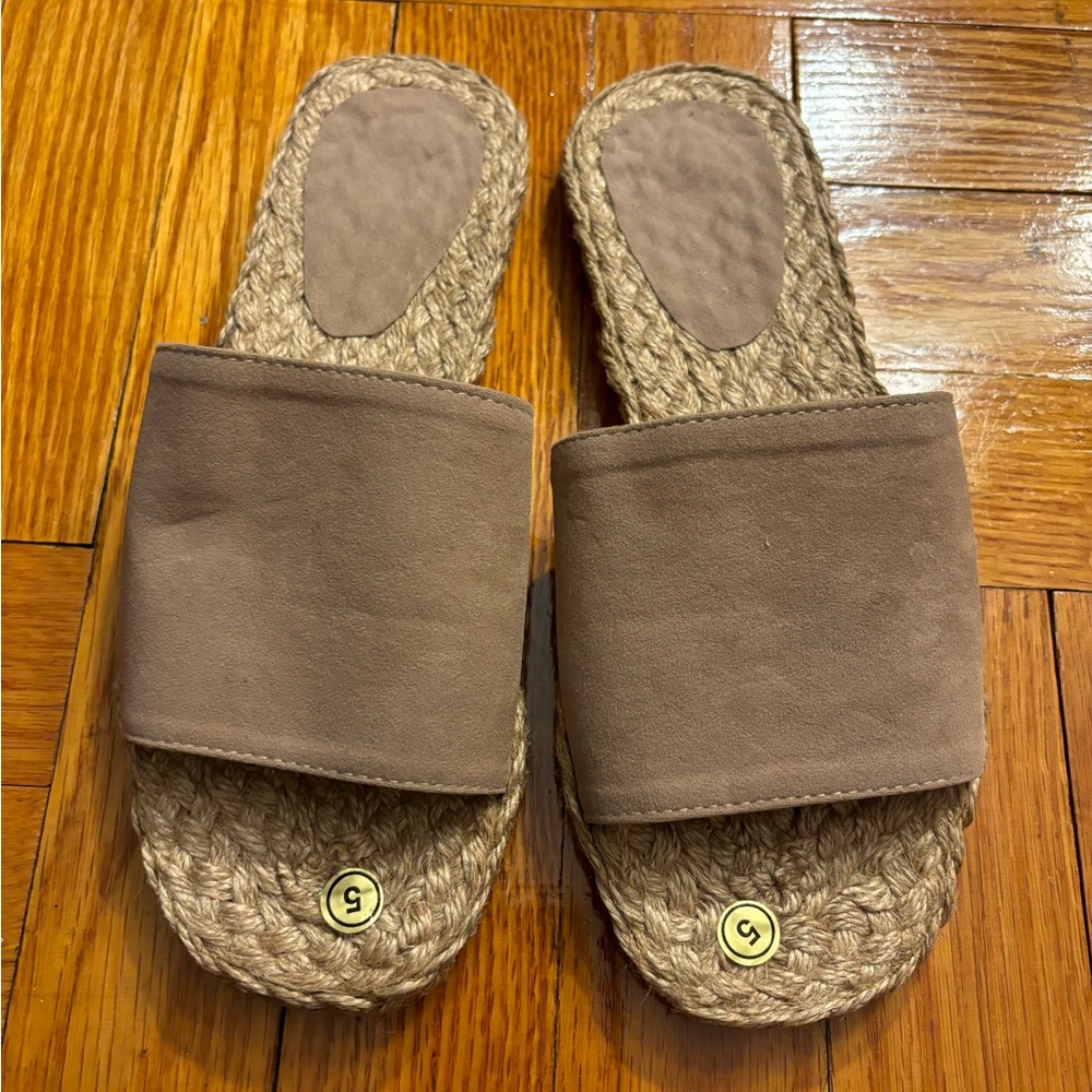 Natual Raffia - Sandals